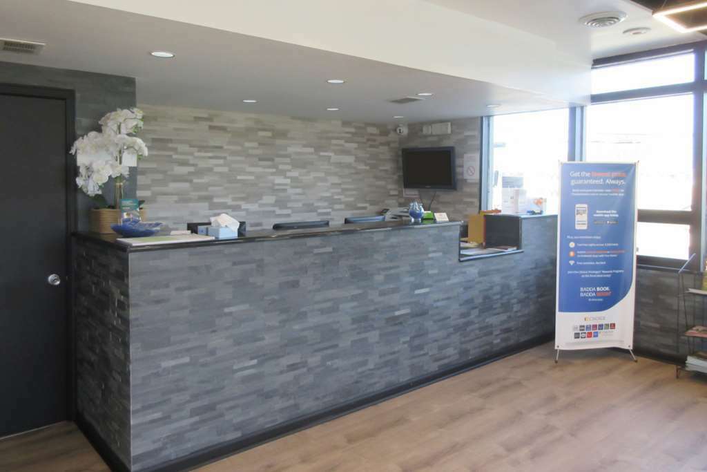 Rodeway Inn & Suites Rockford Interior foto